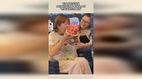 吃瓜高铁,揭秘高铁上的美食盛宴与趣味时光
