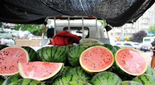 卖瓜人本是吃瓜人,揭秘瓜农与瓜果的奇妙缘分