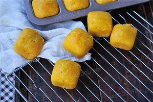 小方吃瓜,揭秘娱乐圈那些不为人知的幕后故事  第3张