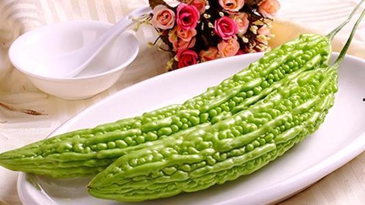 抛肺吃瓜,揭秘网络热词背后的文化现象  第1张