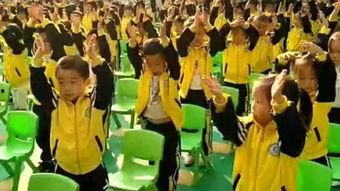 操场椅子舞吃瓜  第3张