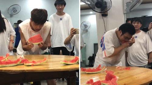 老师组织吃瓜视频播放,跟随老师一起品味校园吃瓜时光  第2张