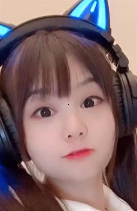 小乔妹妹吃瓜视频,揭秘娱乐圈幕后故事